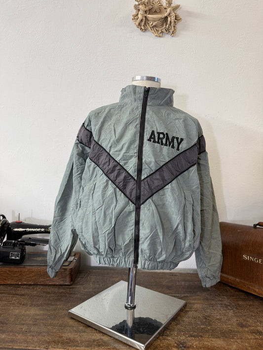 US Army IPFU Reflective Windbreaker – Training Uniform Jacket “M”