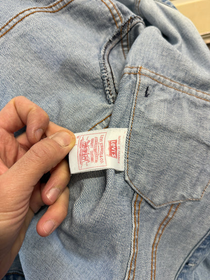 Vintage Levi’s Jacket “S/M”