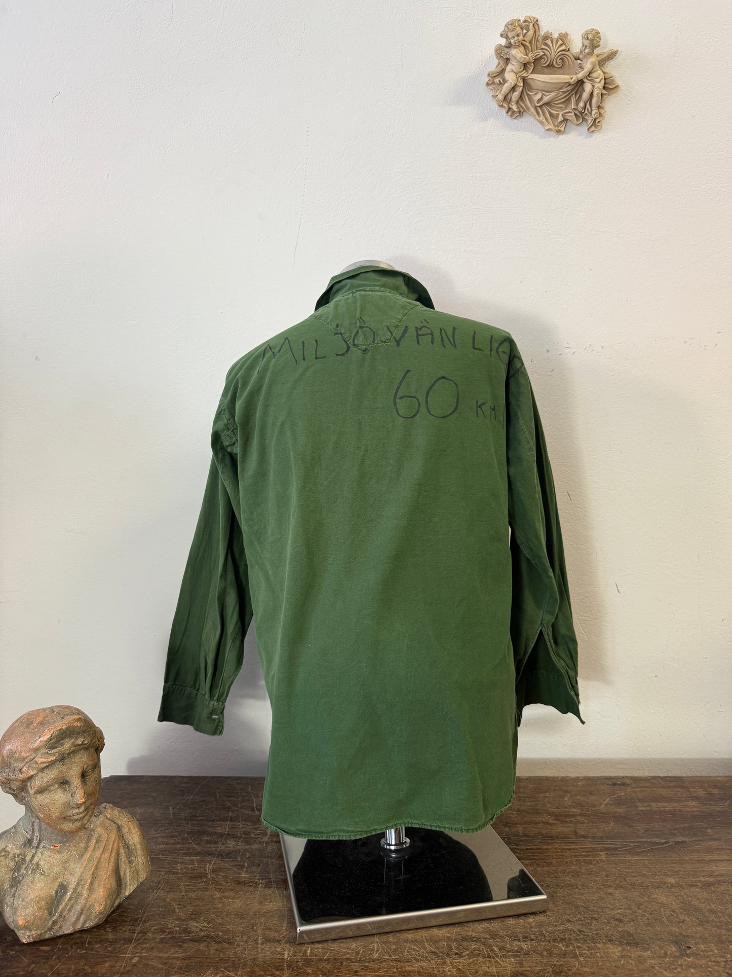 Vintage 80’s Swedish Army Shirt “M”