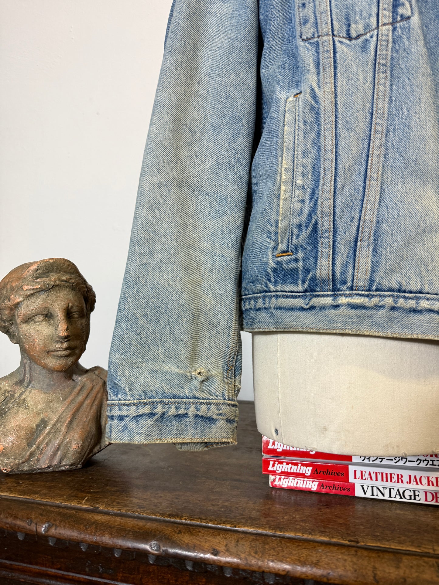 Vintage Levi’s Jacket “L”