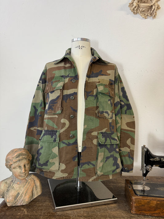 Vintage Woodland Camo Jacket Us Army “M”