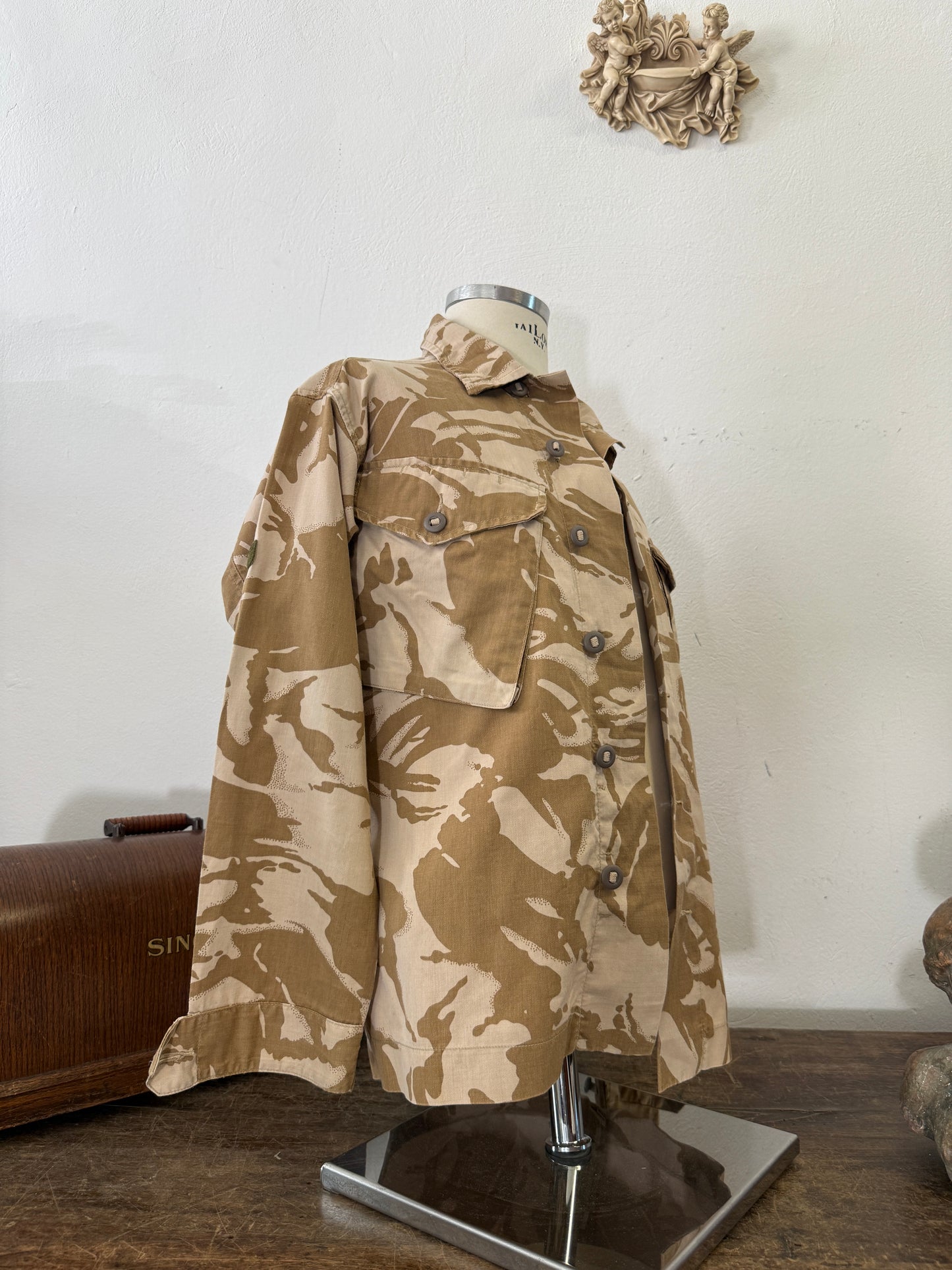 Vintage British Army Dpm Jacket “M”