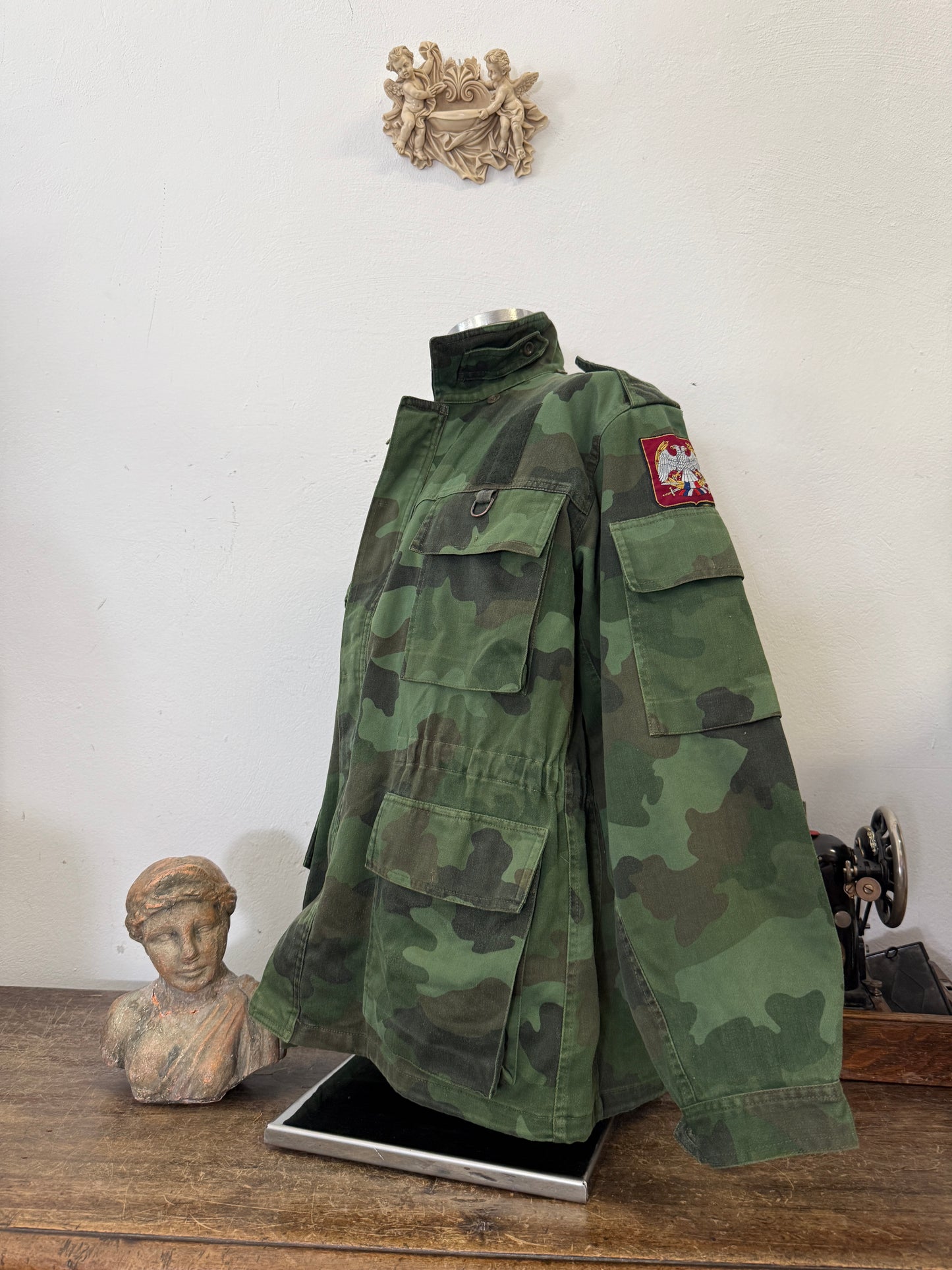 Vintage 90’s Serbian Army Jacket “XL”