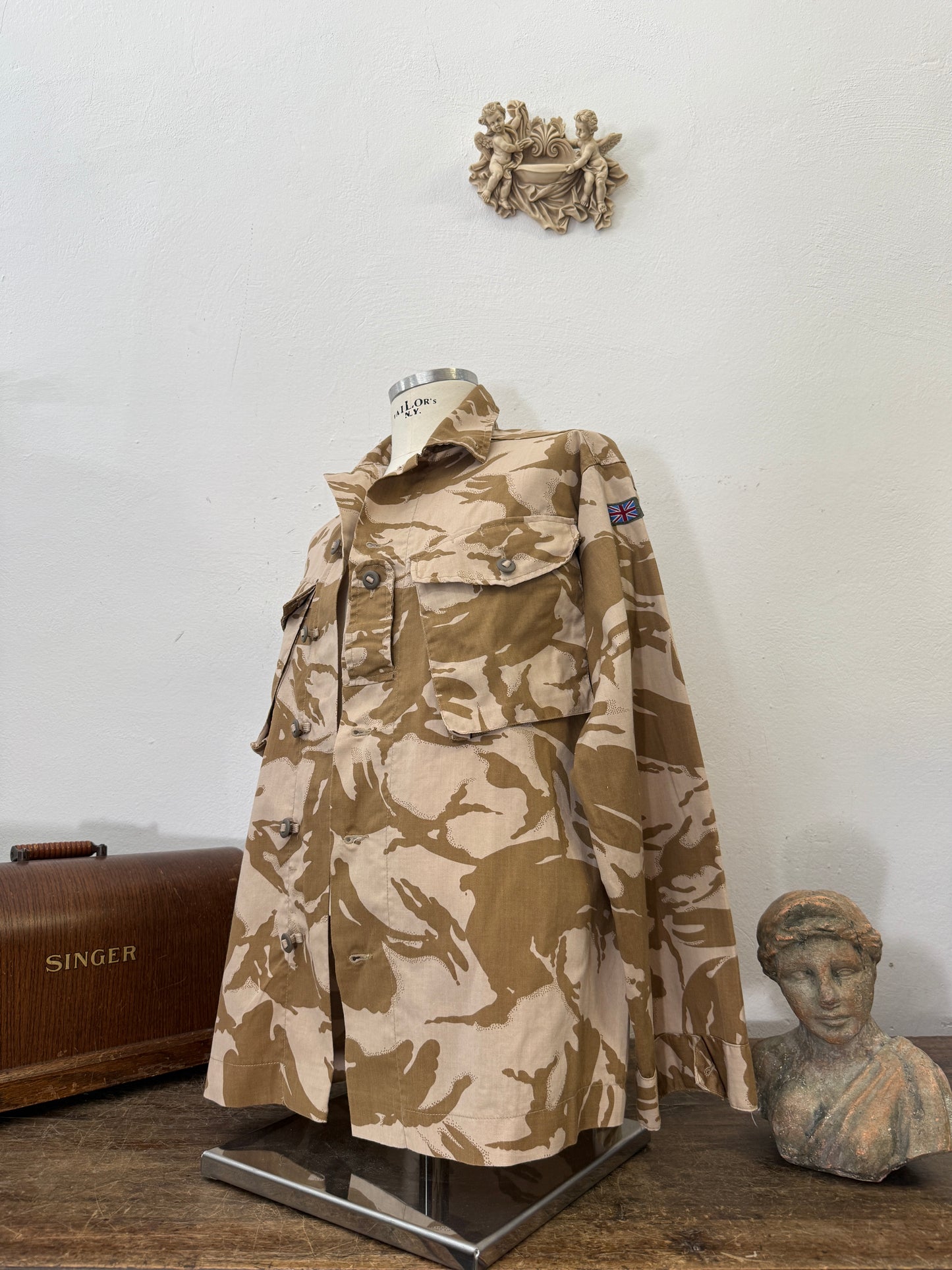 Vintage British Army Dpm Jacket “L/XL”