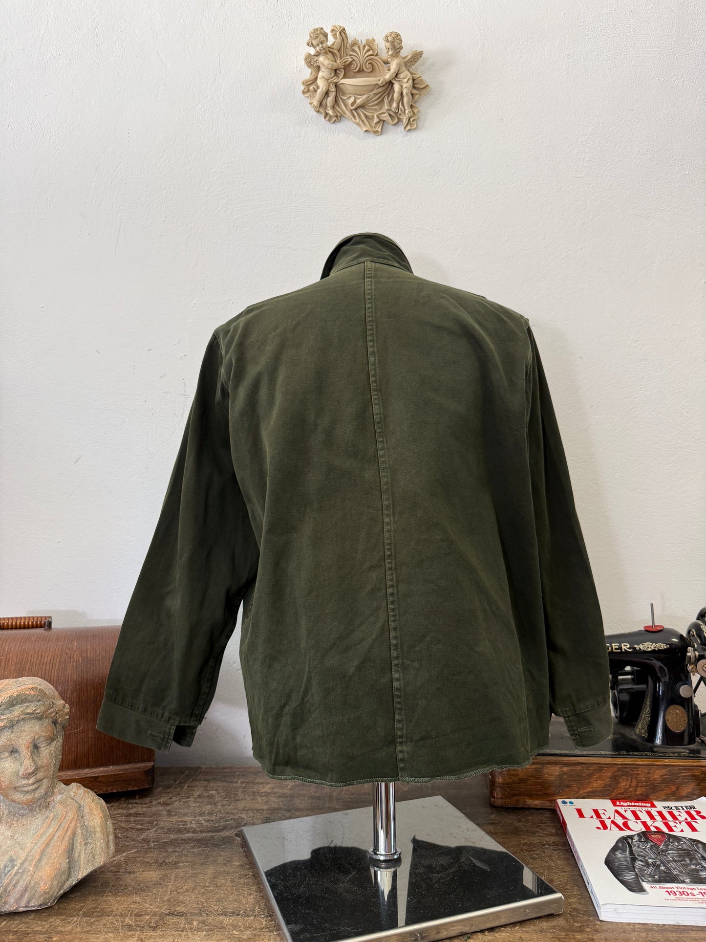 Vintage 80’s Faded Hungarian Army Shirt “S/M”