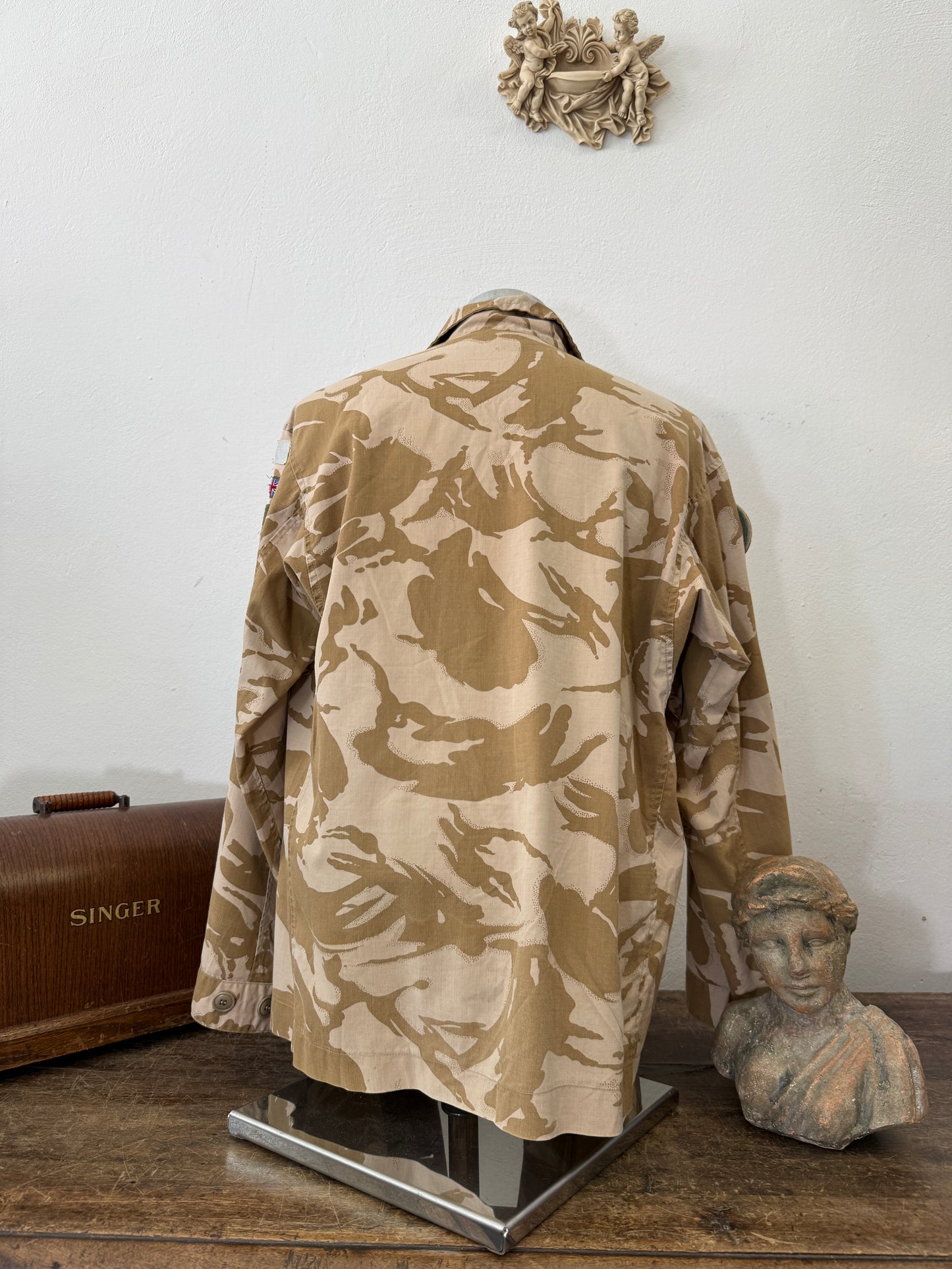 Vintage British Army Dpm Jacket “L/XL”
