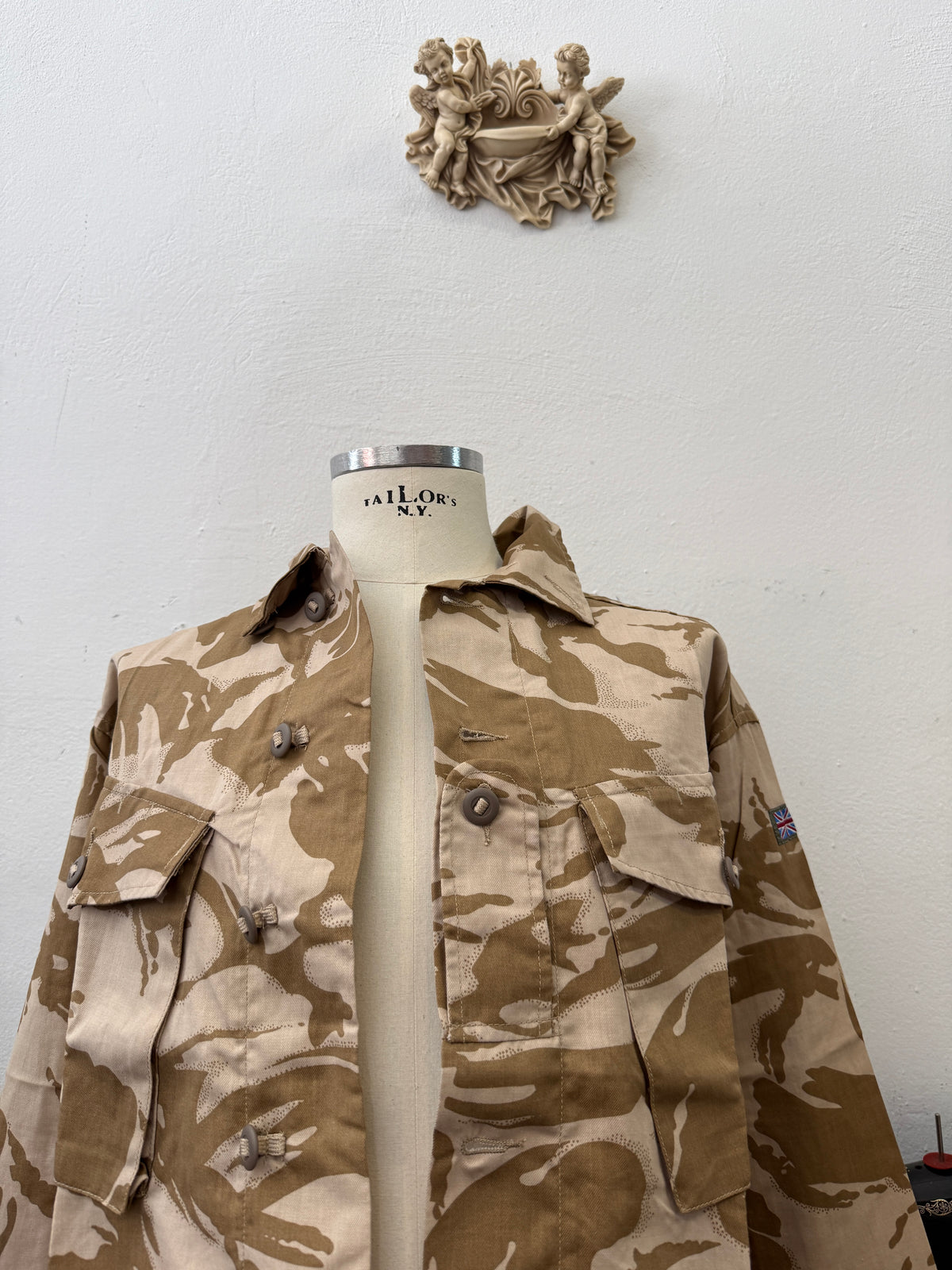 Vintage British Army Dpm Jacket “XL”