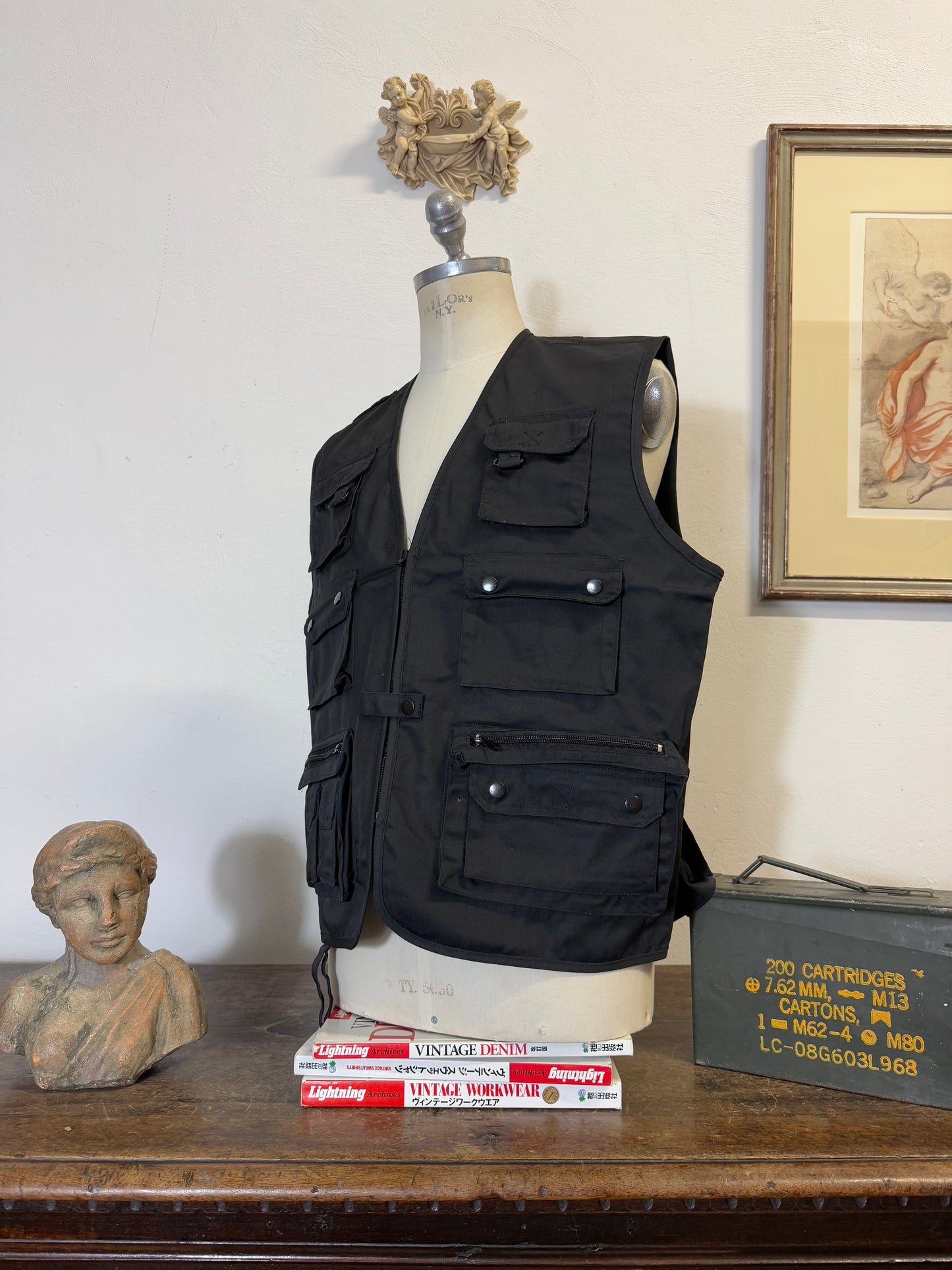 Black Tactical Utility Vest