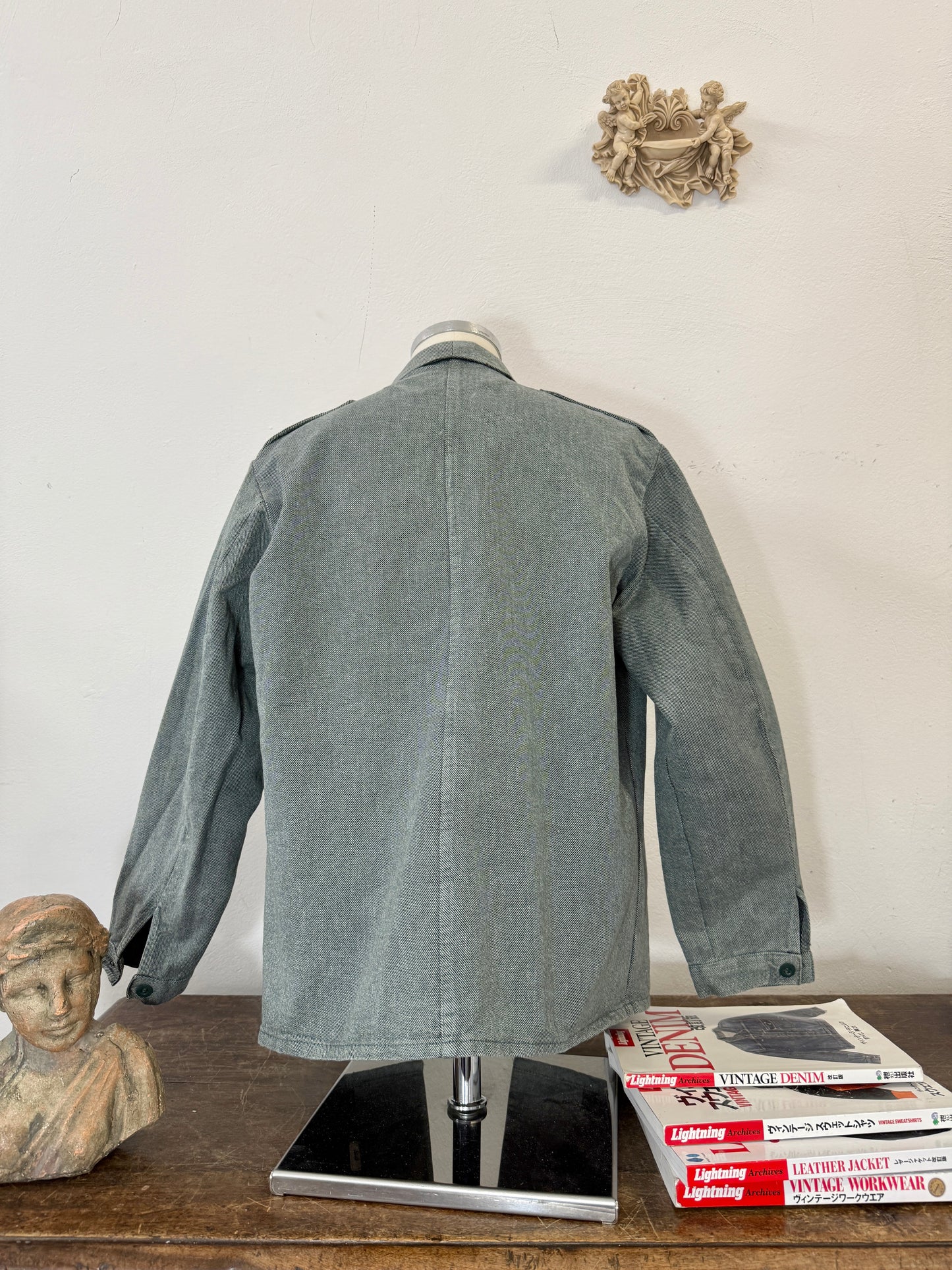 Vintage Swiss Army Jacket “M/L”