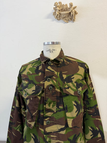 Vintage 90’s British Army Camo Jackets “L”