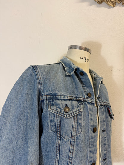 Vintage Levi’s Jacket “S/M”