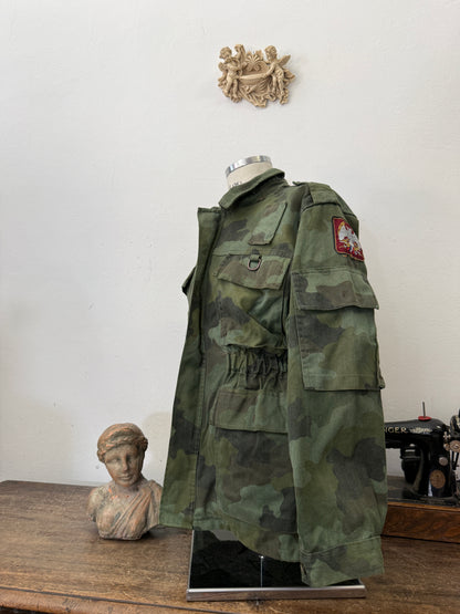 Vintage 90’s Serbian Army Jacket “L”