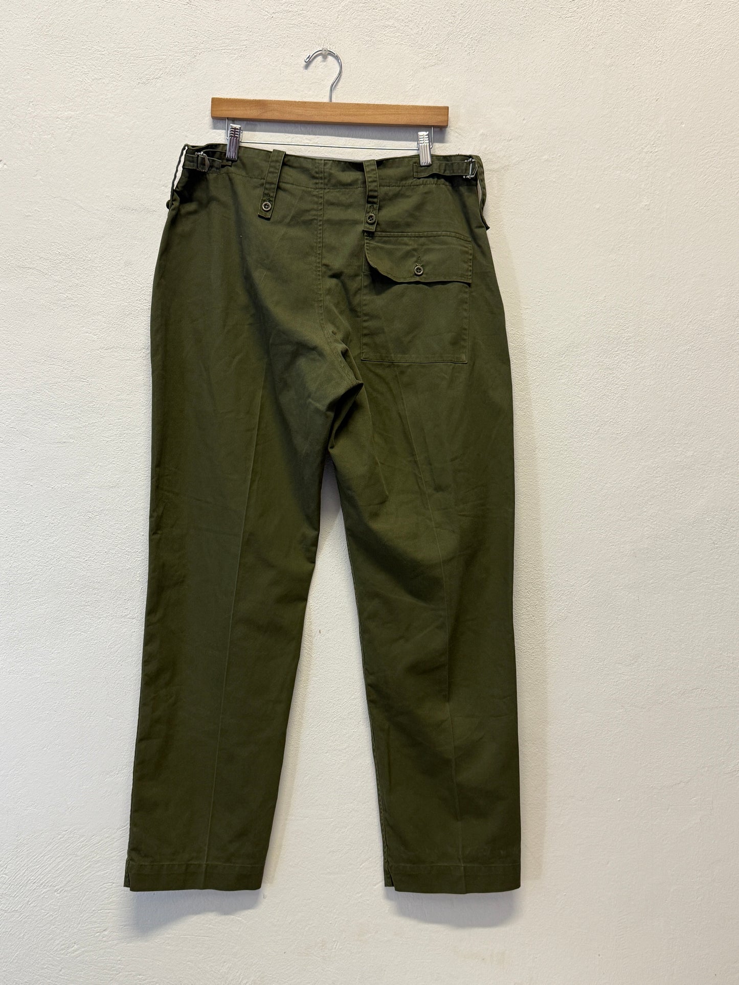 Vintage British Fatigue Army Pants “W36”