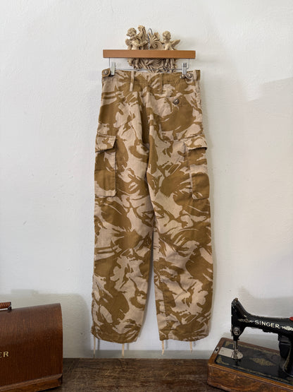 Vintage British Army Camo Cargo Pants “W30”