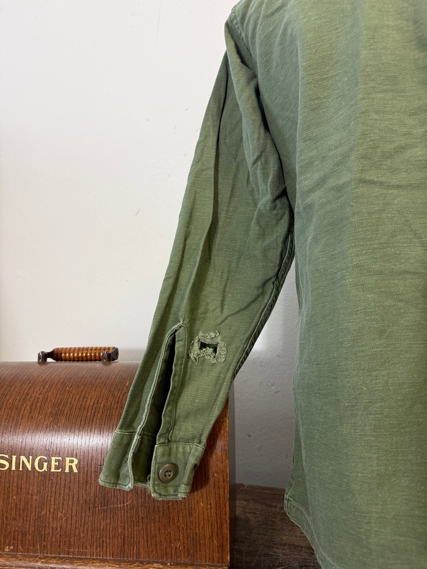 Vintage Og 107 Us Army Shirt “M”