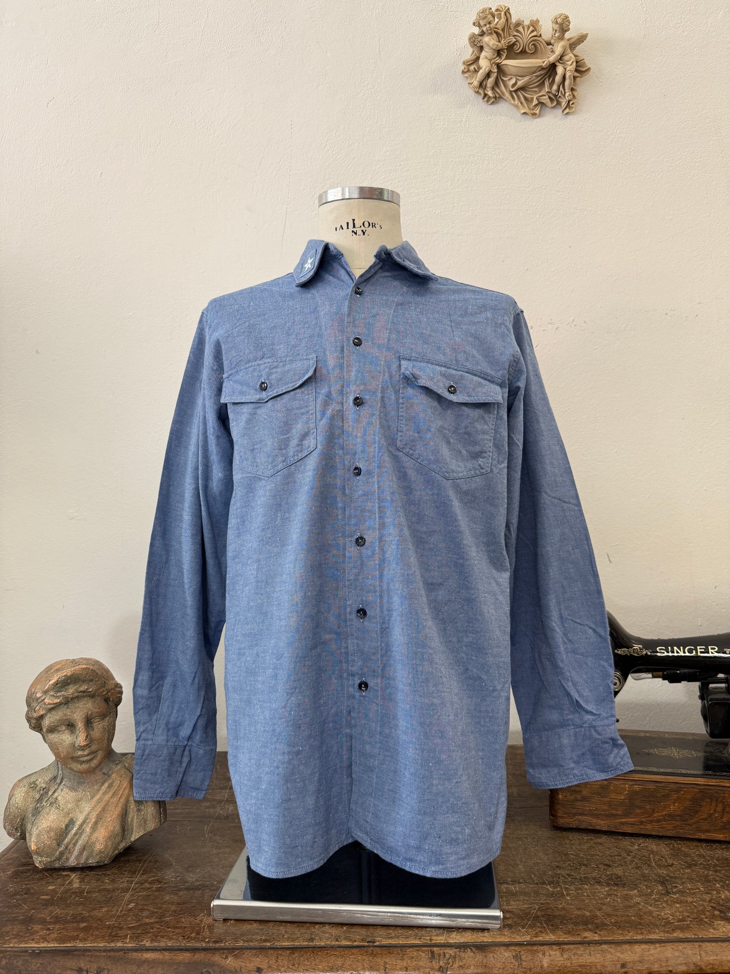 Vintage 80’s Italian Navy Shirt “L”