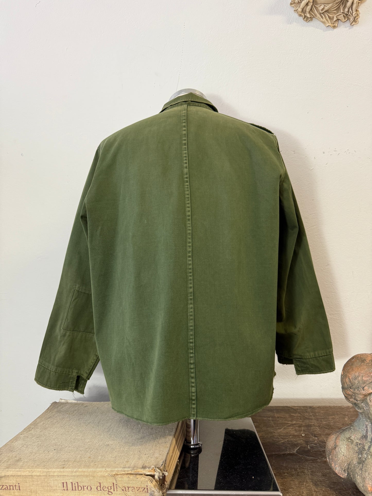 Vintage 80’s Hungarian Army Shirt “M”