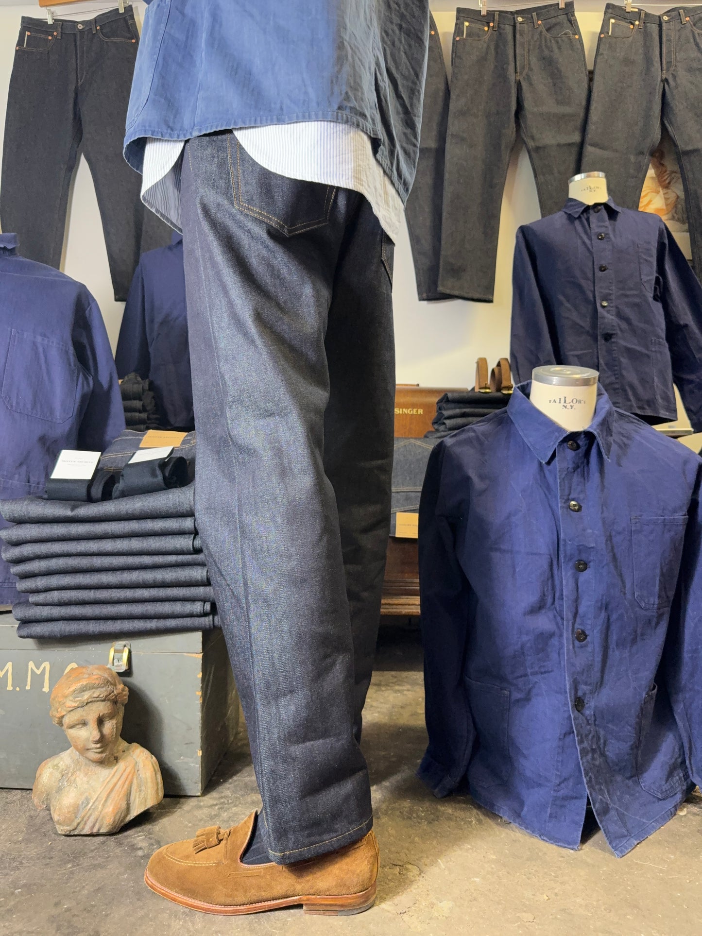 Selvedge Deep Indigo Raw Denim Pants Made in Italy - Mister Archive®