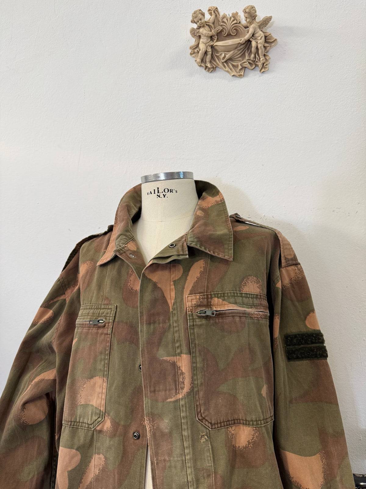 Vintage 90’s Hungarian Army Overshirt “XL/XXL”