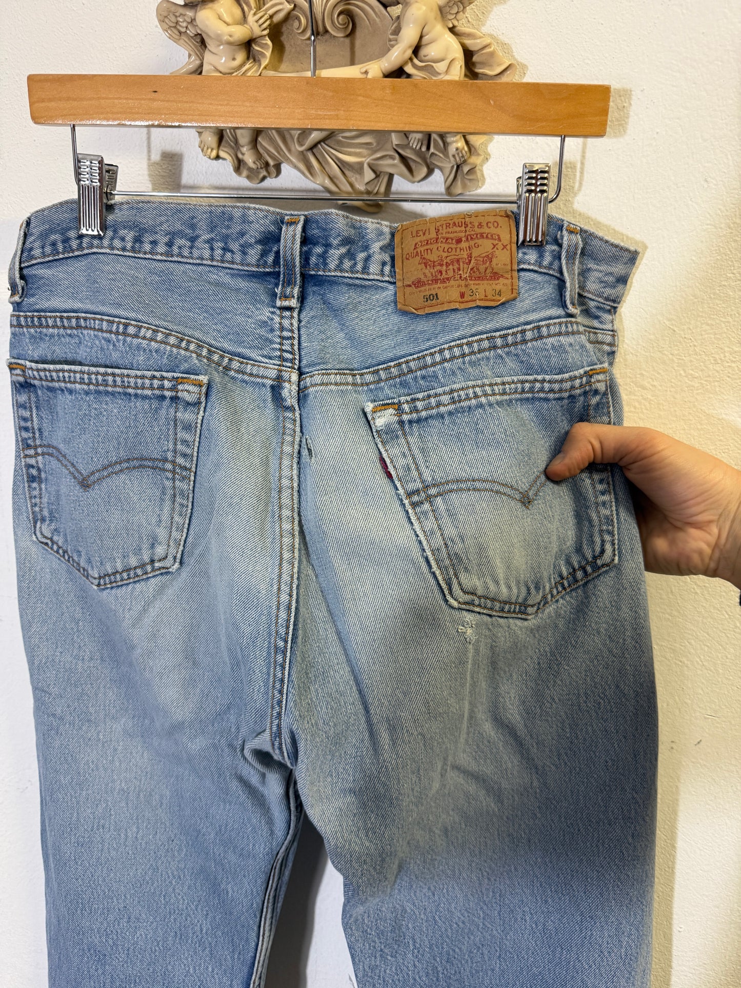 Vintage Levi’s 501 Made In USA “W35 L34”