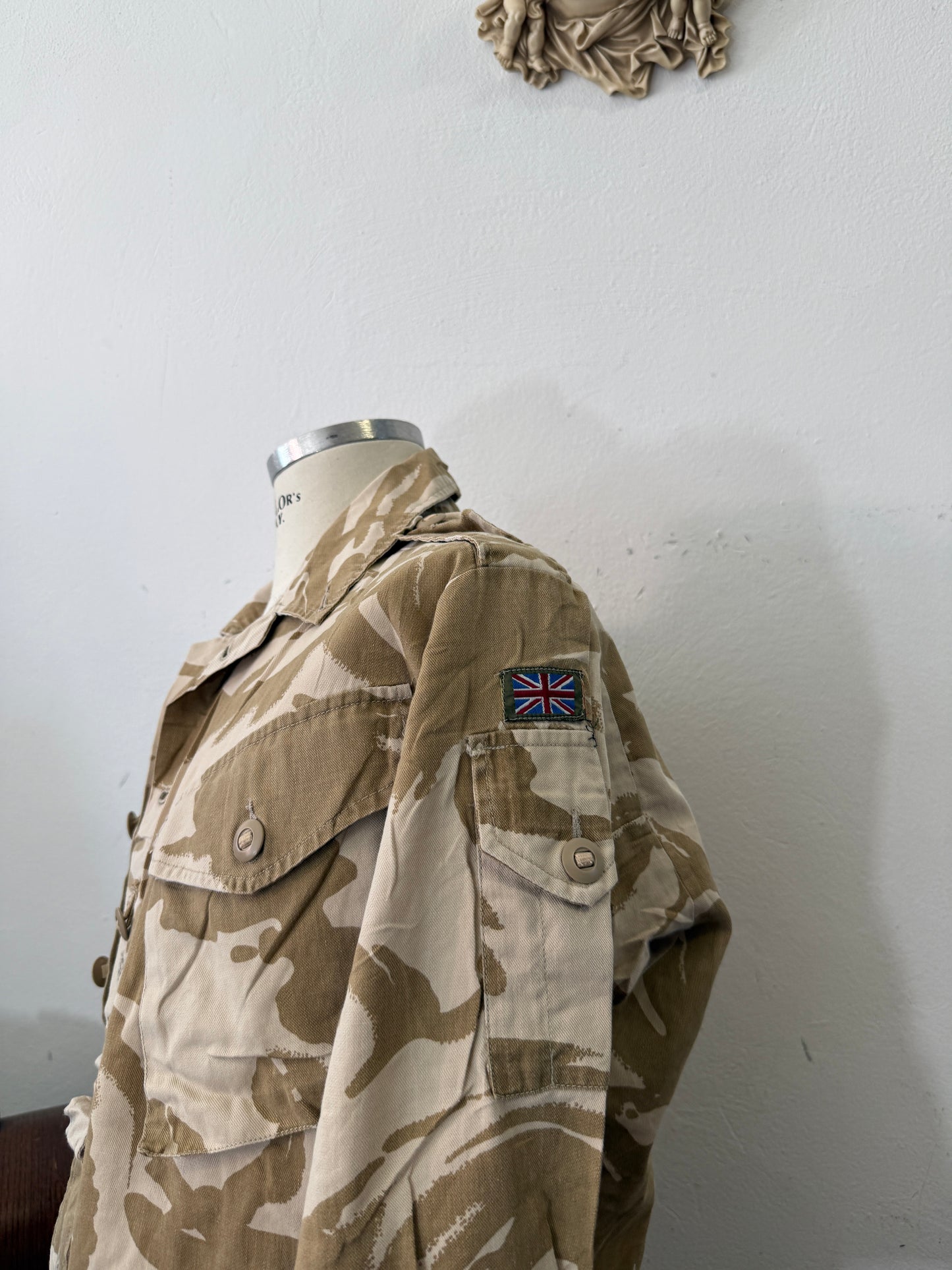 Vintage British Army Dpm Jacket “L”