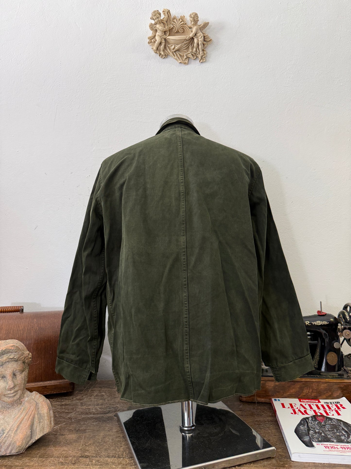 Vintage 80’s Faded Hungarian Army Shirt “M/L”
