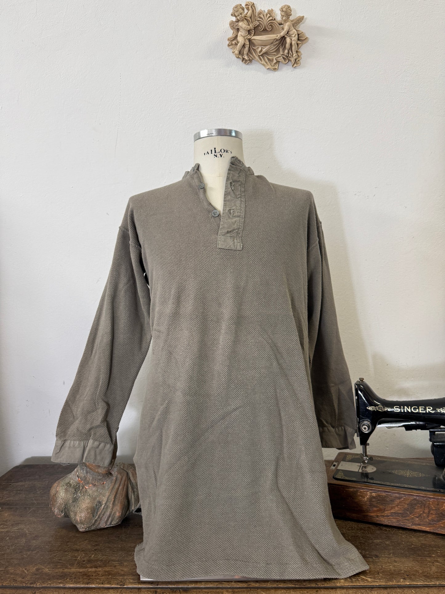 Vntage 80’s Swedish Army Shirt “M/L”