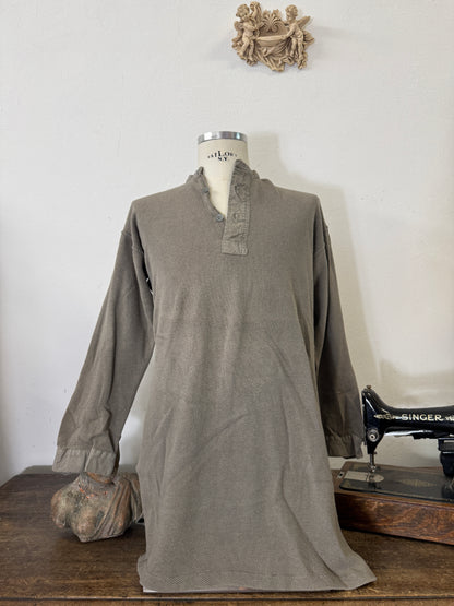 Vntage 80’s Swedish Army Shirt “M/L”