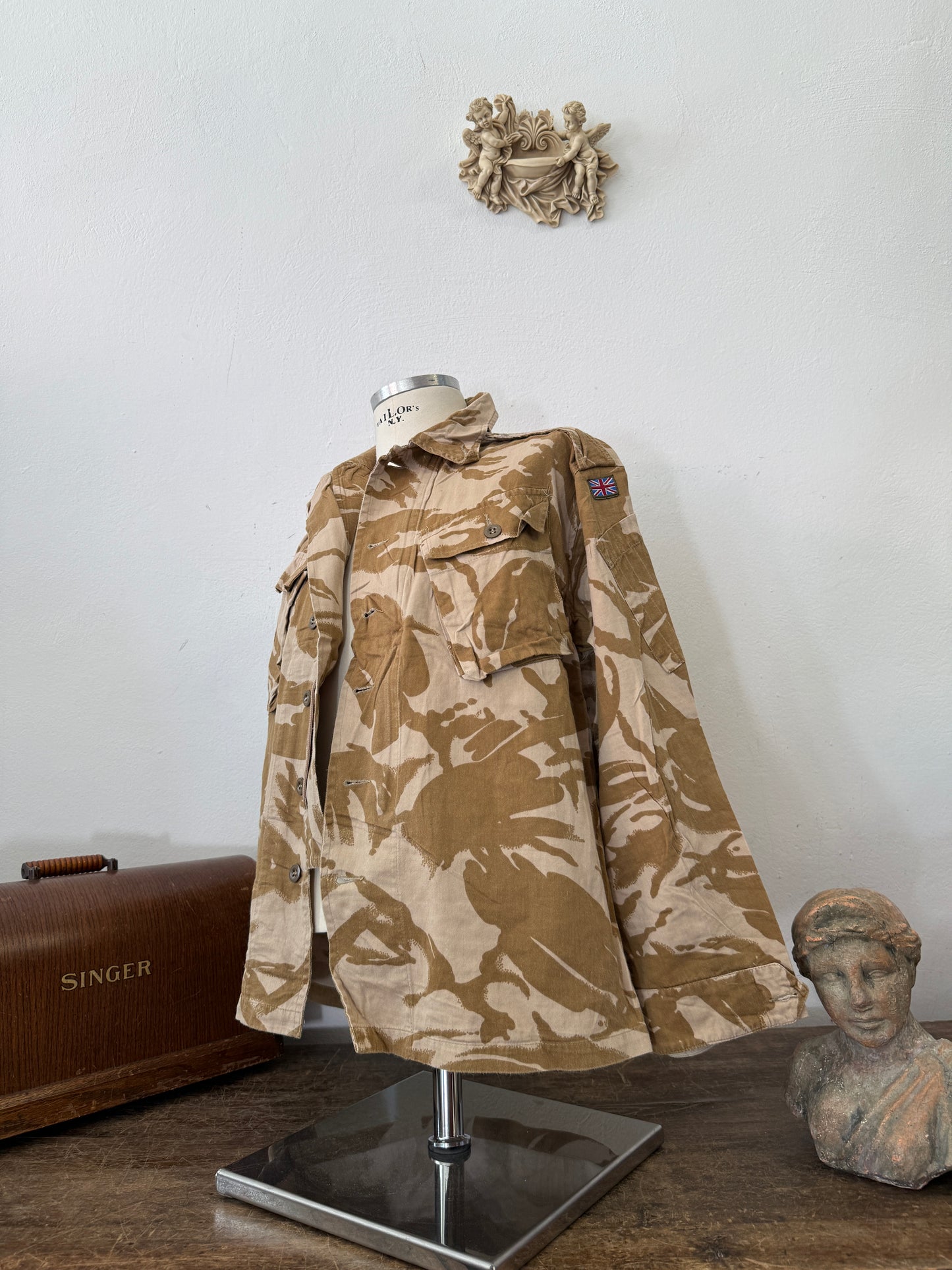 Vintage British Army Dpm Jacket “M”