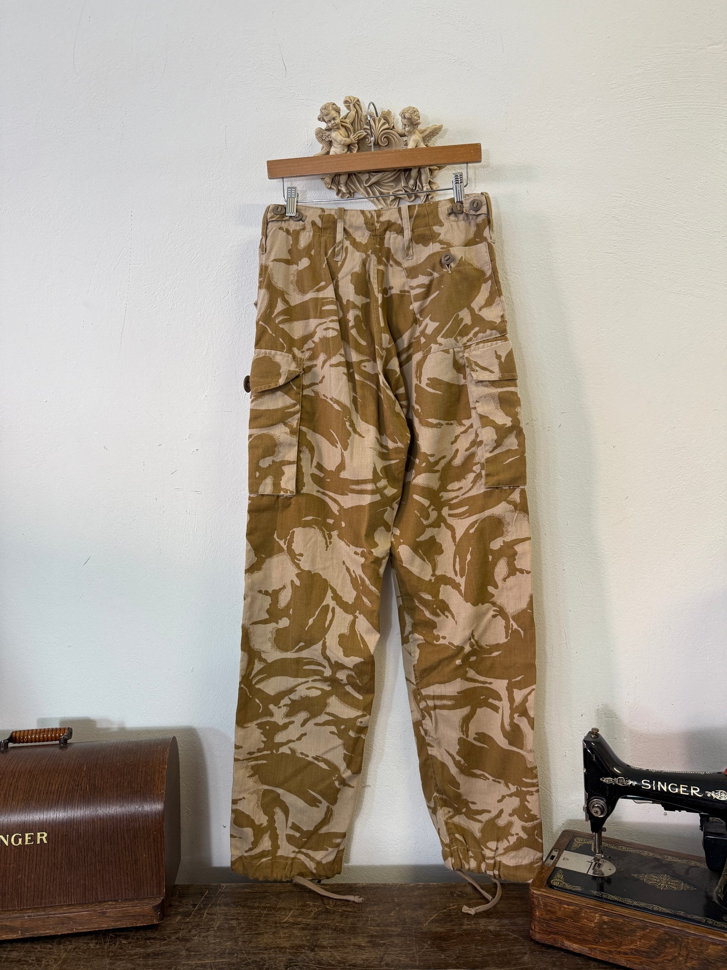 Vintage British Army Camo Cargo Pants “W30”