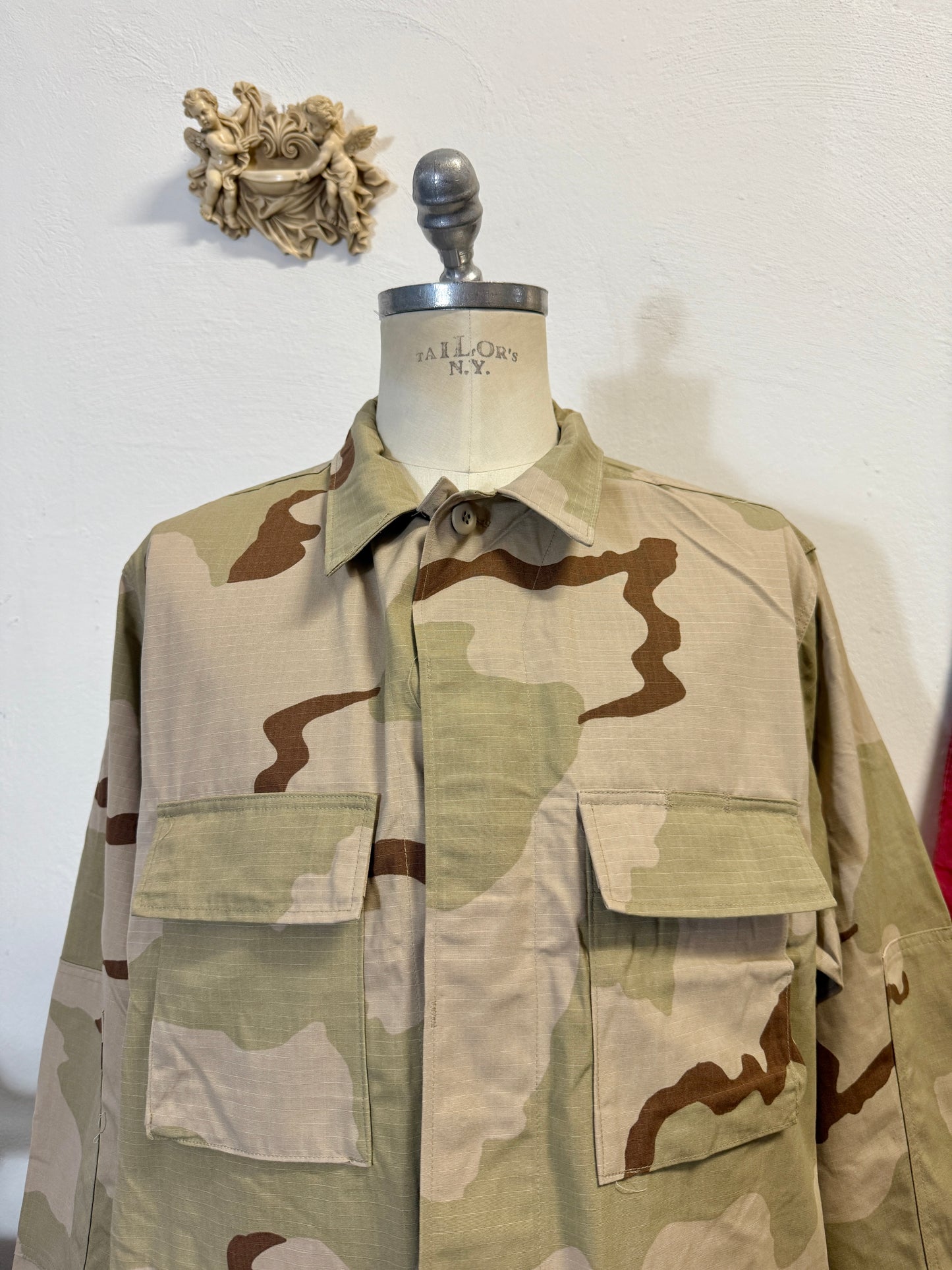 Deadstock BDU Camo Jacket Rip Stop US Army – Shoulder Faded “L/XL”
