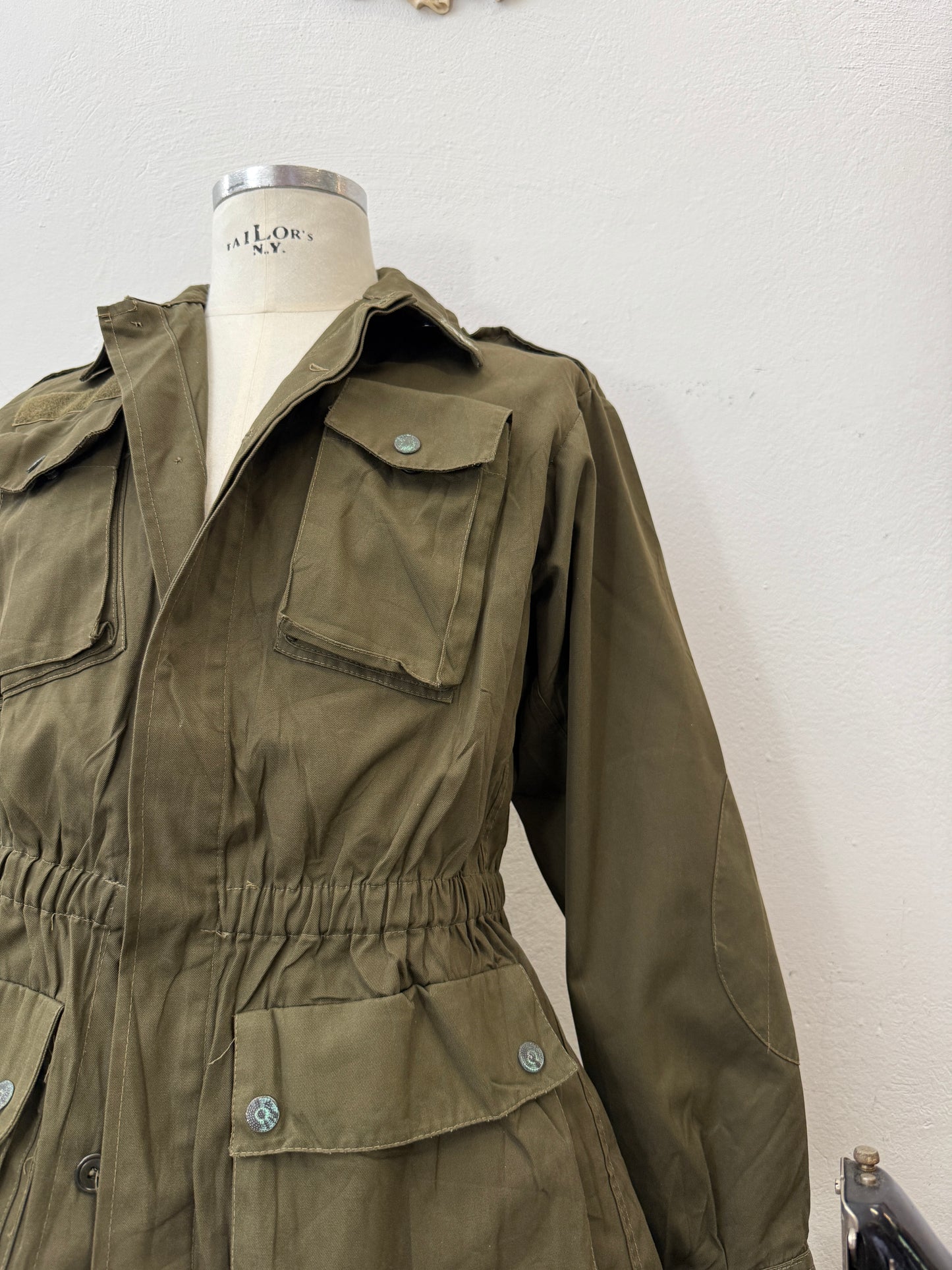 Vintage 80’s Italian Army Jacket “M”