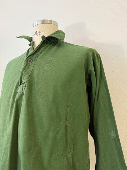 Vintage 80’s Swedish Army Shirt “M”