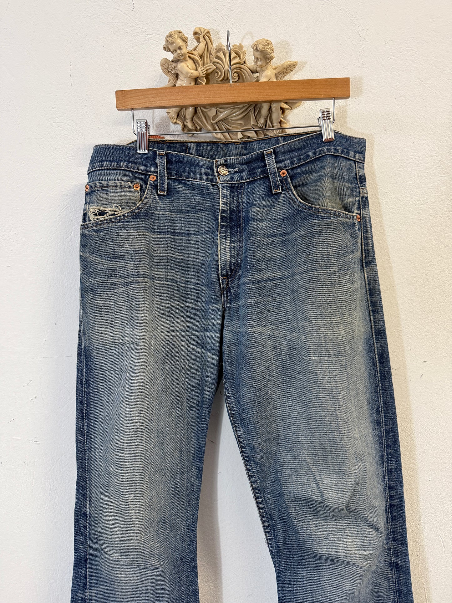 Vintage Levi’s 516 “W35 L32”