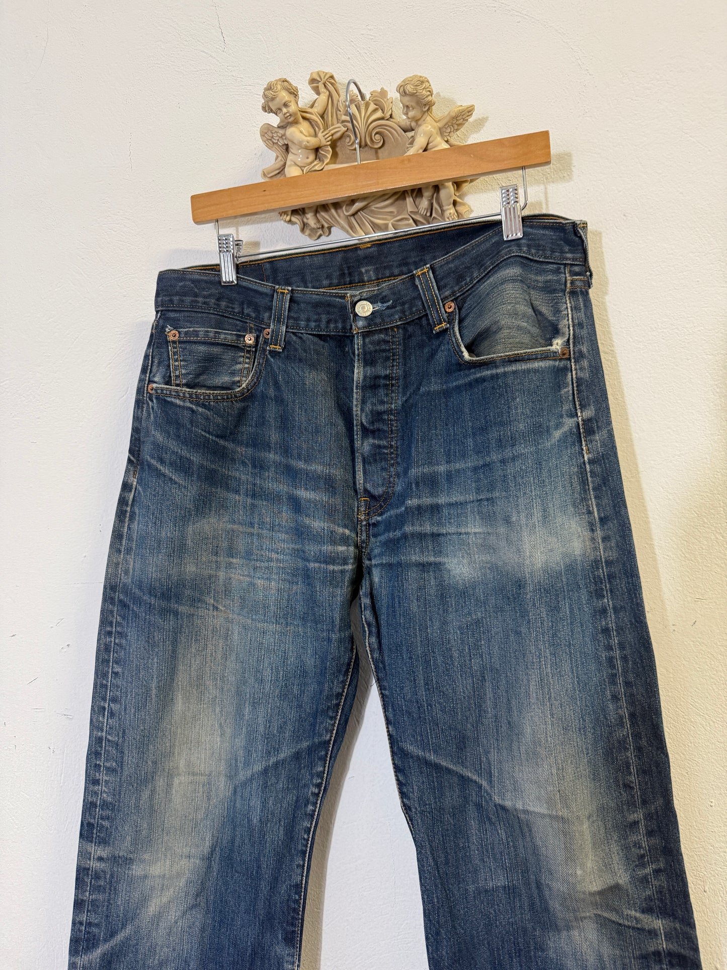 Vintage Levi’s 501 “W34 L32”