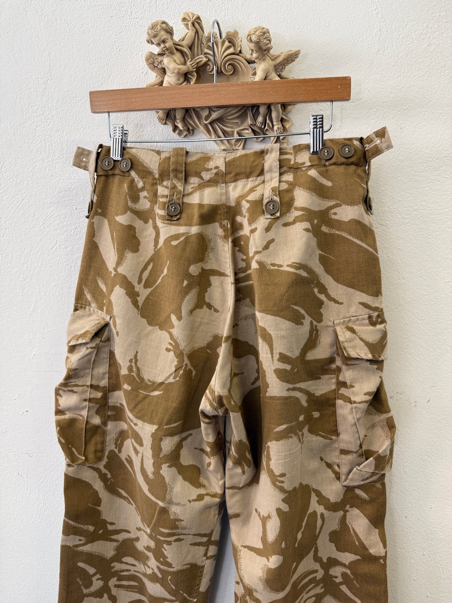 Vintage British Army Camo Cargo Pants “W30”