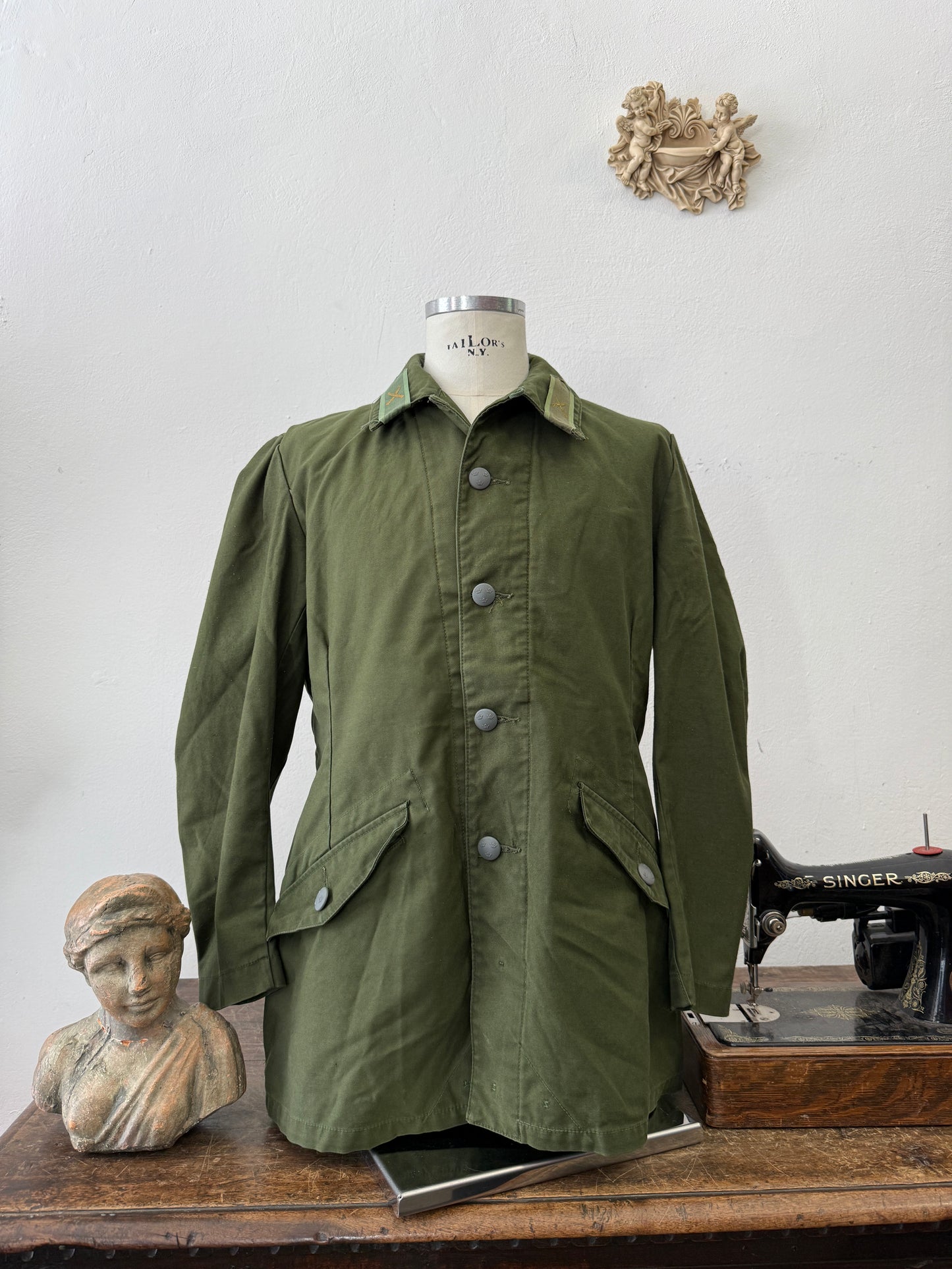 Vintage 80’s Swedish Army Jacket “L”