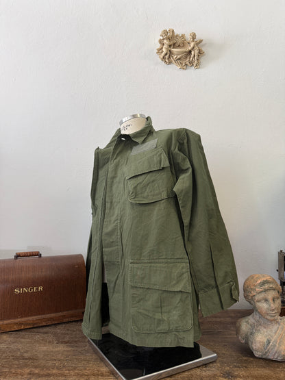 Vintage 60’s Jungle Jacket Us Army “M/L”