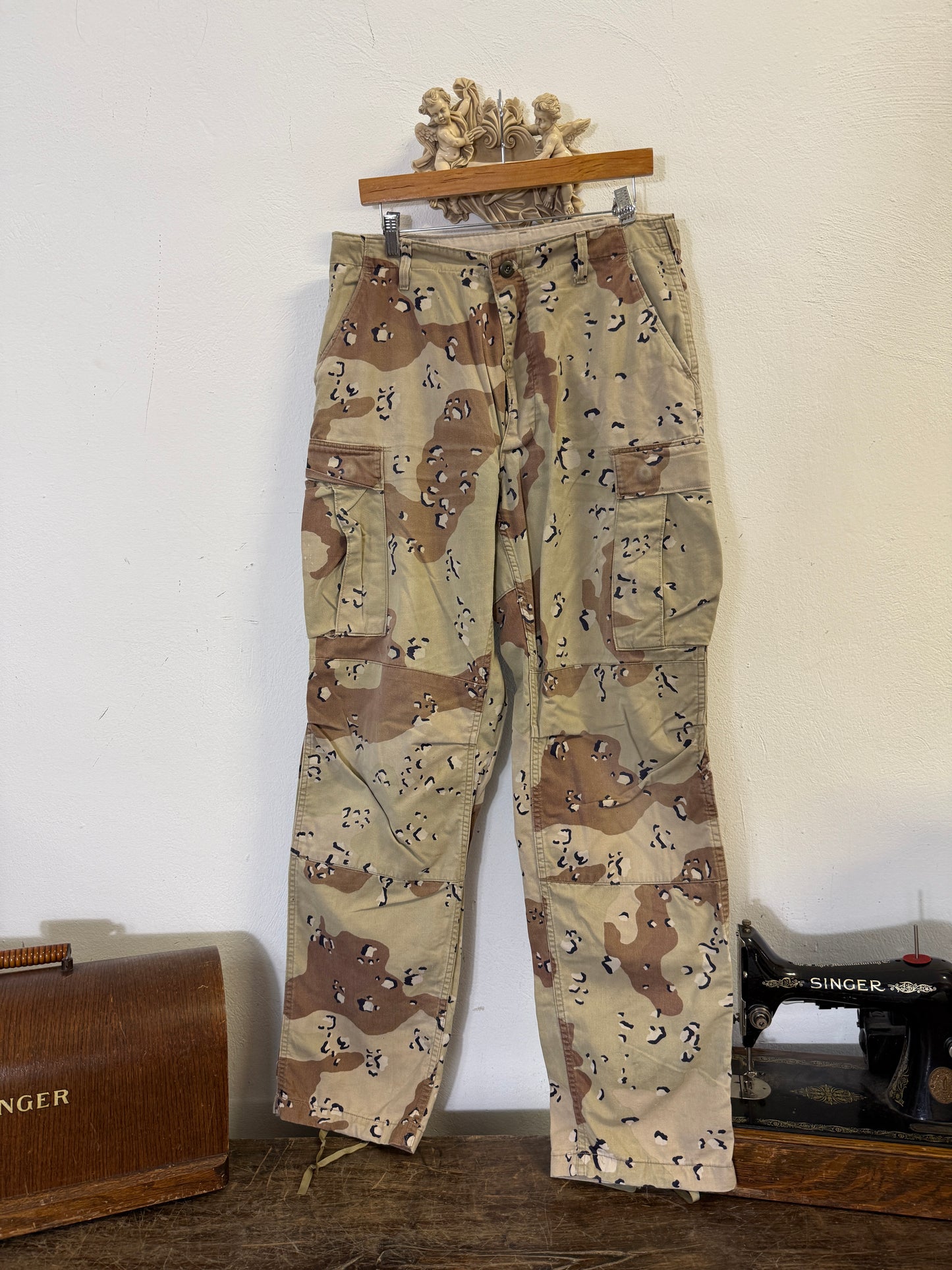 Vintage Desert Chocolate Cargo Pants Us Army “W33”