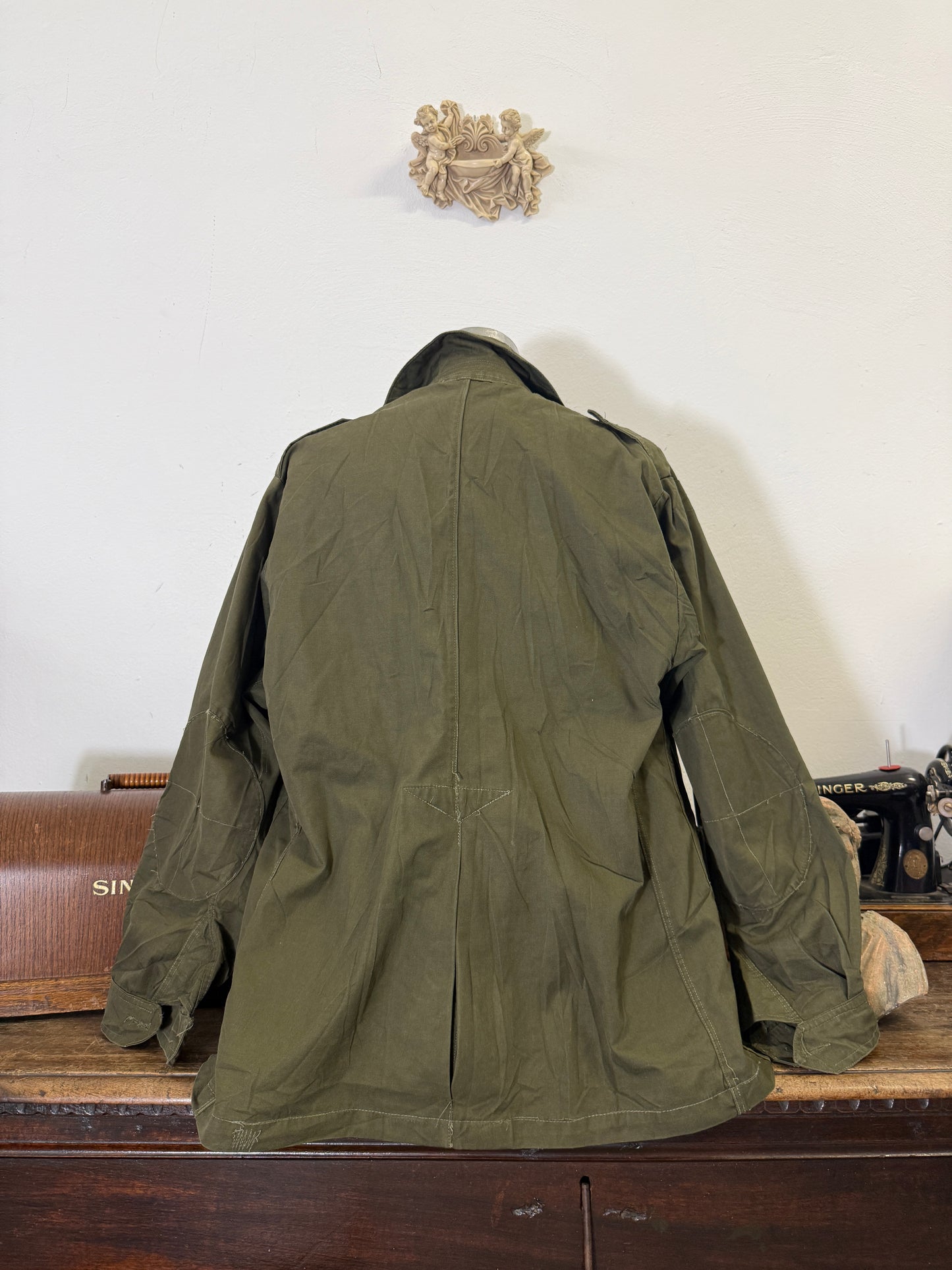 Vintage 80’s Italian Army Jacket “L/XL”