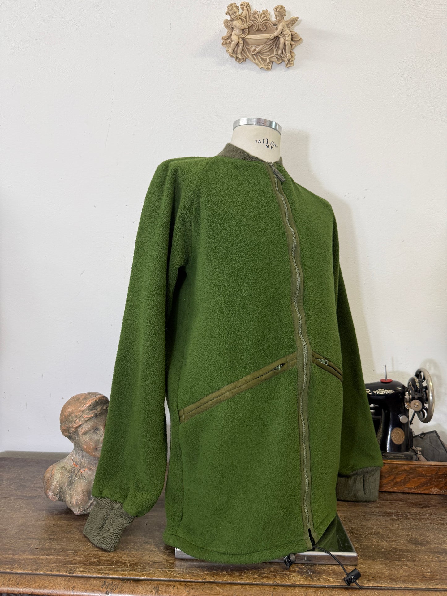 Vintage 80’s Dutch Army Pile “XL”