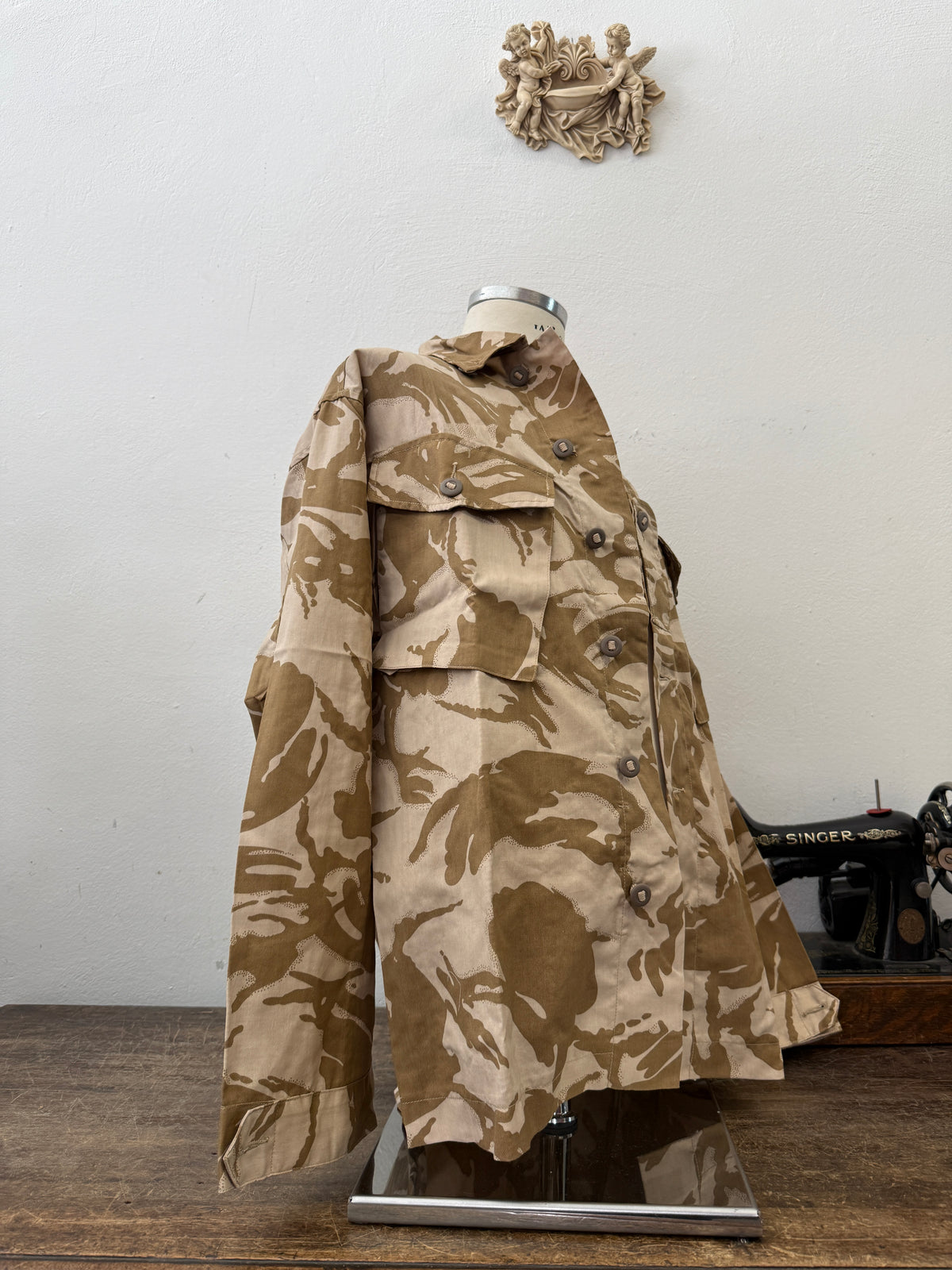 Vintage British Army Dpm Jacket “XL”
