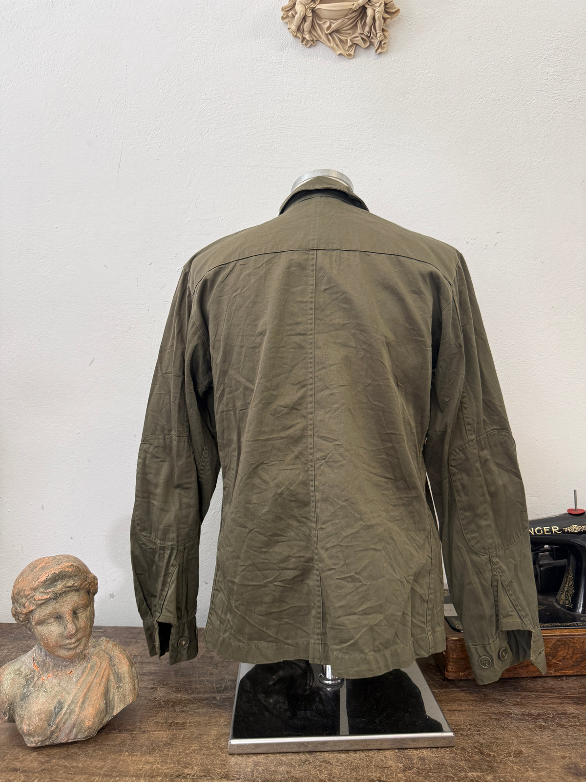 Vintage 80’s Italian Army Jacket “L”