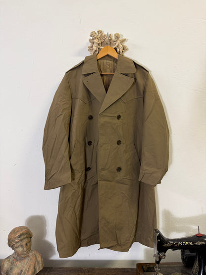 Vintage 80’s Italian Army Coat “M”