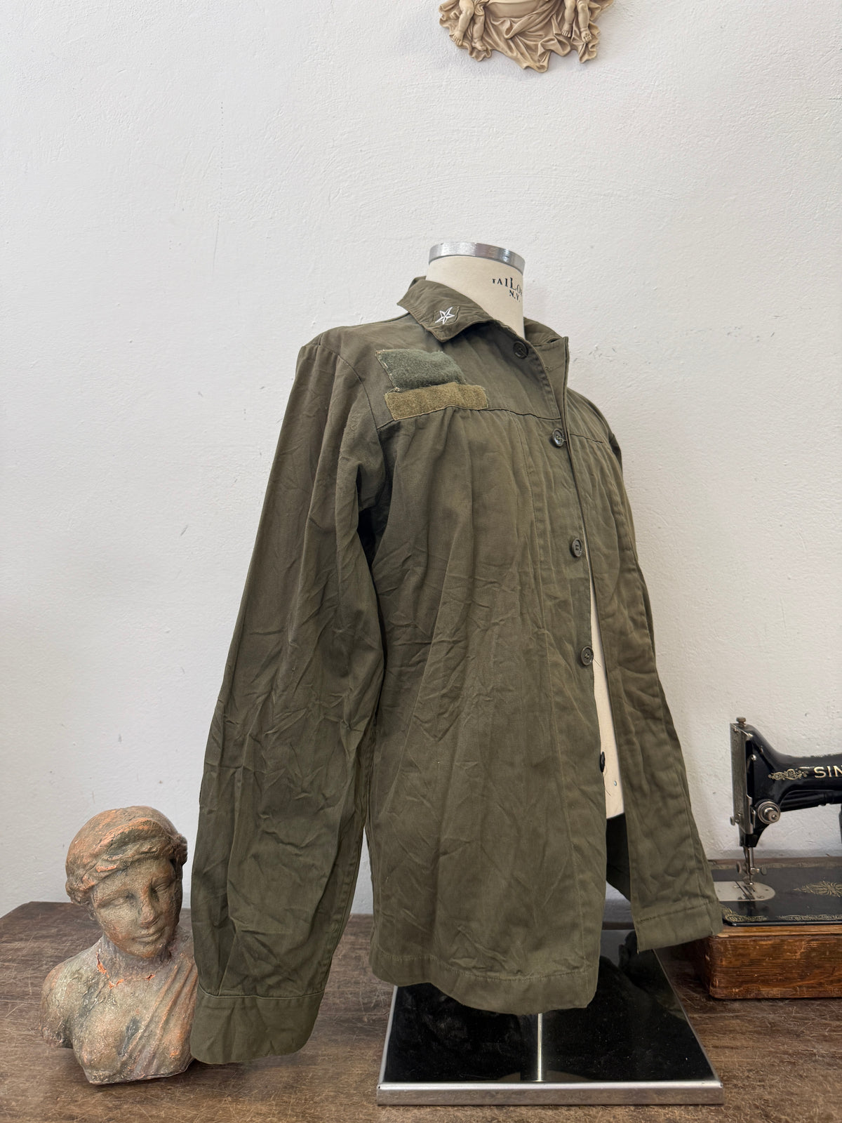Vintage 80’s Italian Army Jacket “L”