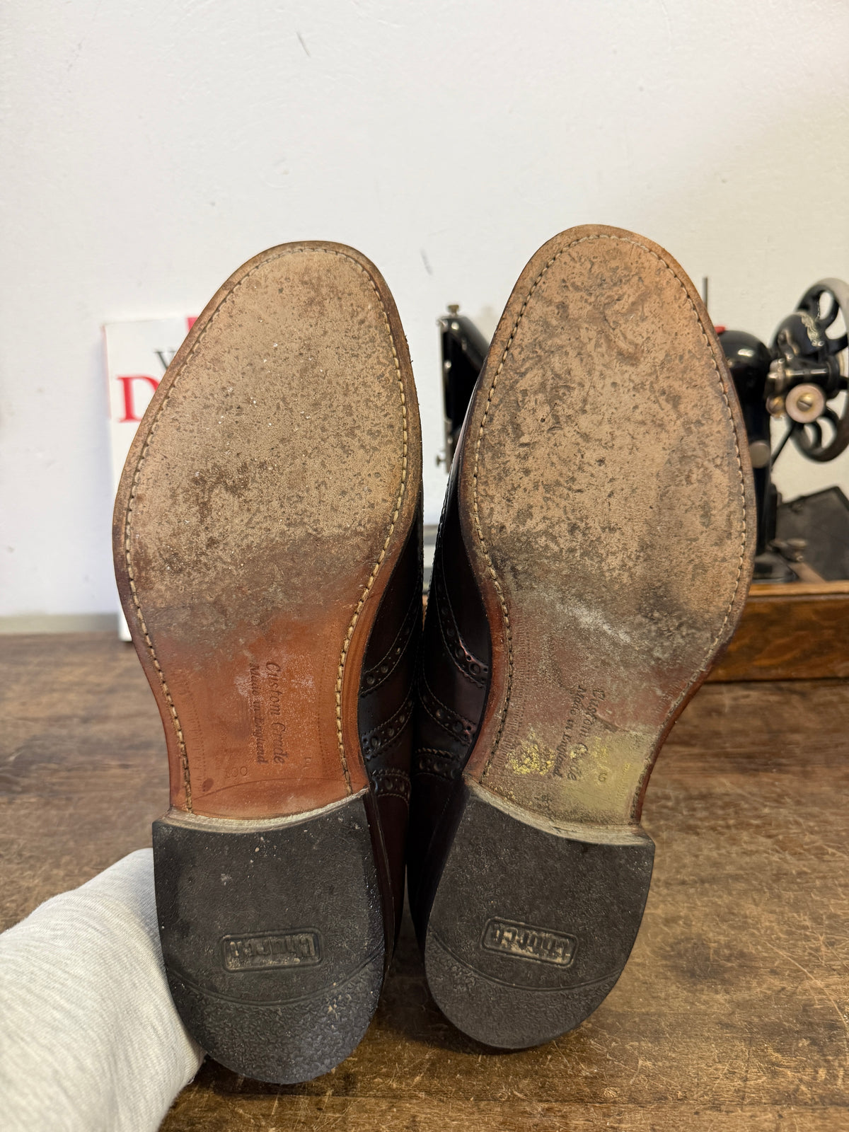 Used Church’s Men’s Burgundy Leather Derby Shoes – Made in England – UK Size 10