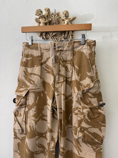 Vintage British Army Camo Cargo Pants “W31”