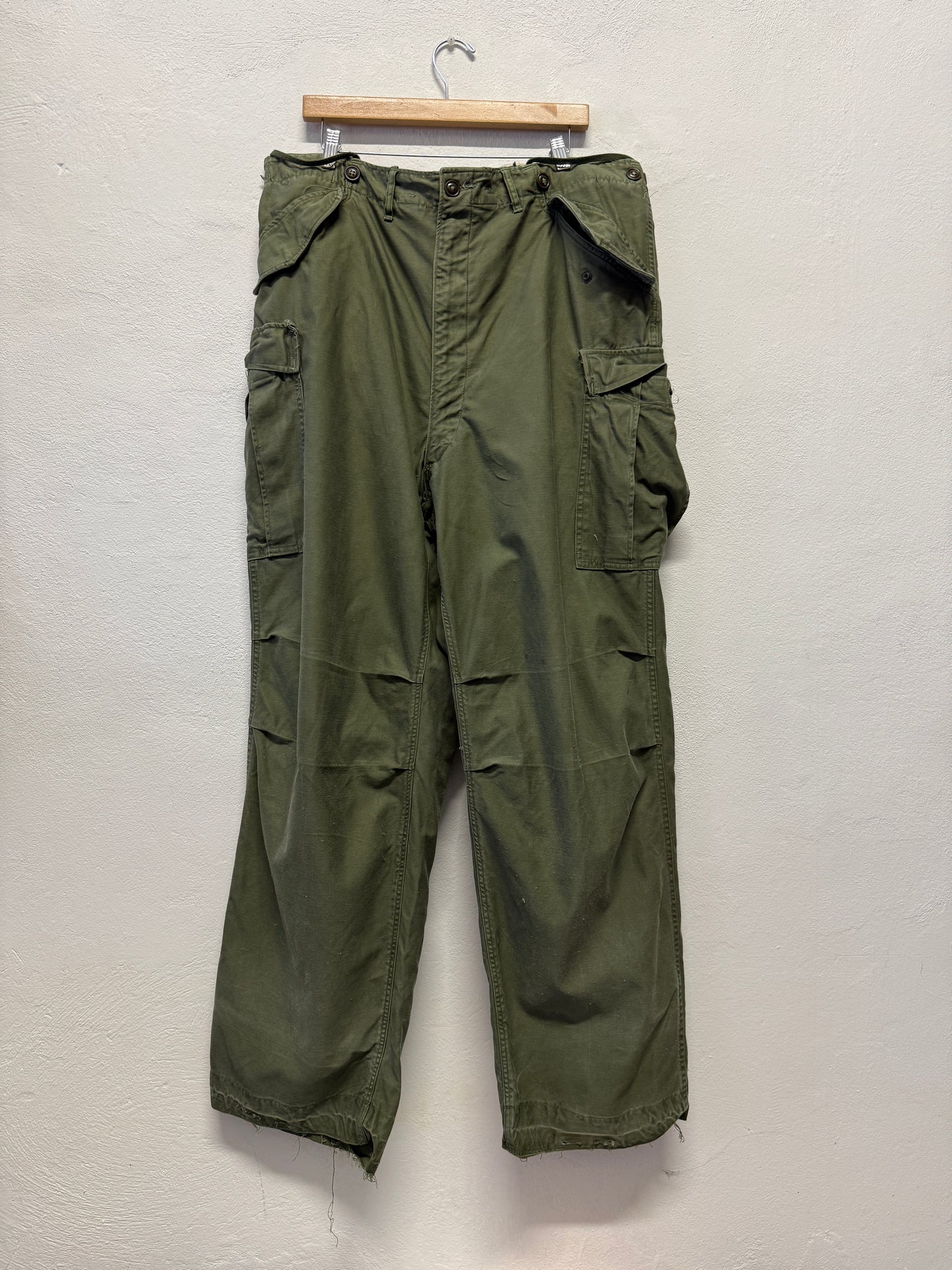 Vintage M51 Us Army Cargo Pants “W40”