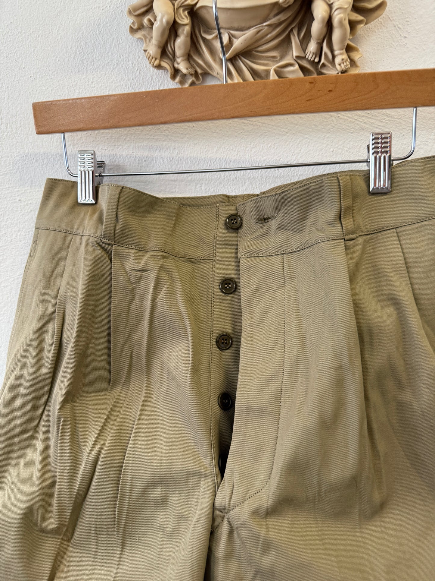 Vintage Italian Army Bermuda Shorts with Buttons 84 cm