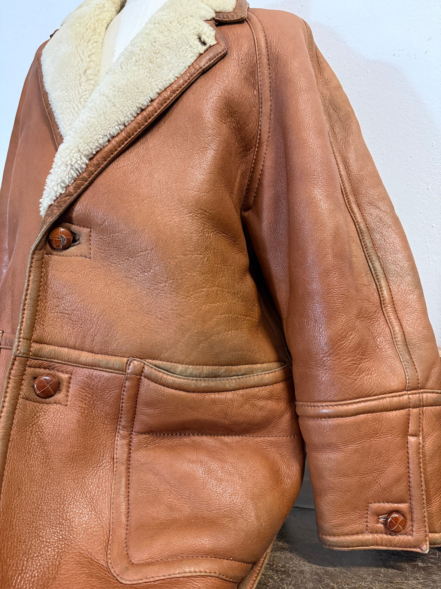 Vintage 80’s Shearling Jacket “XL”